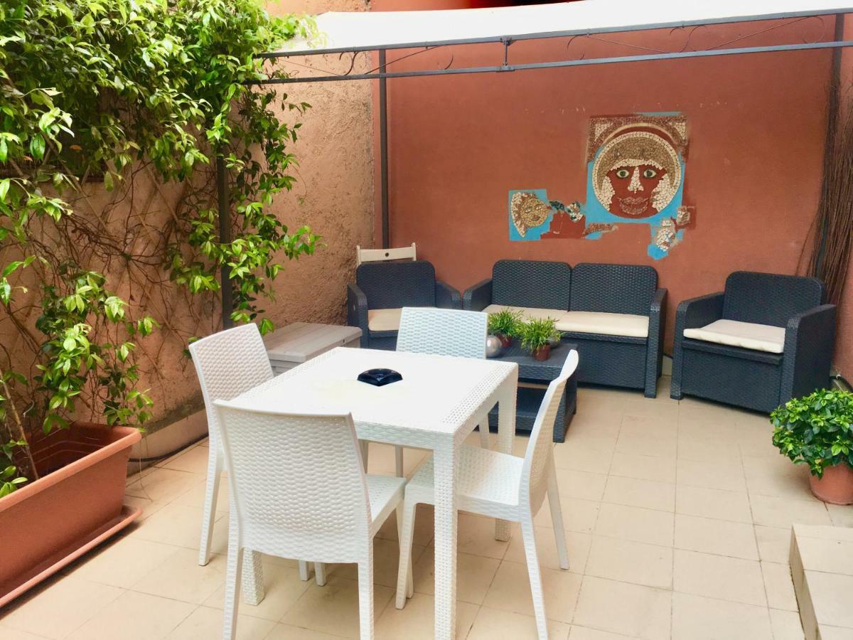 Chic 'N Charme Trastevere Terrace Apartment Rome Exterior photo